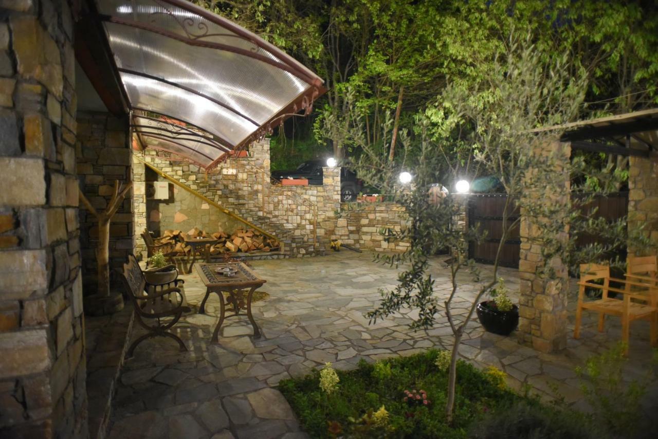 Santa Marina Guesthouse Loutraki (Pella) Exterior foto