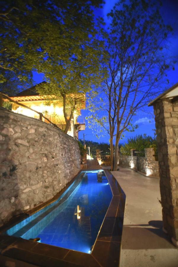 Santa Marina Guesthouse Loutraki (Pella) Exterior foto